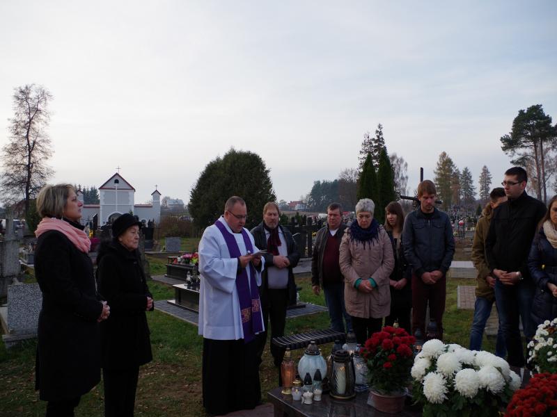 Uroczystość Wszystkich Świętych (2013-11-01) - dh. Krzysztof i min. Sebastian