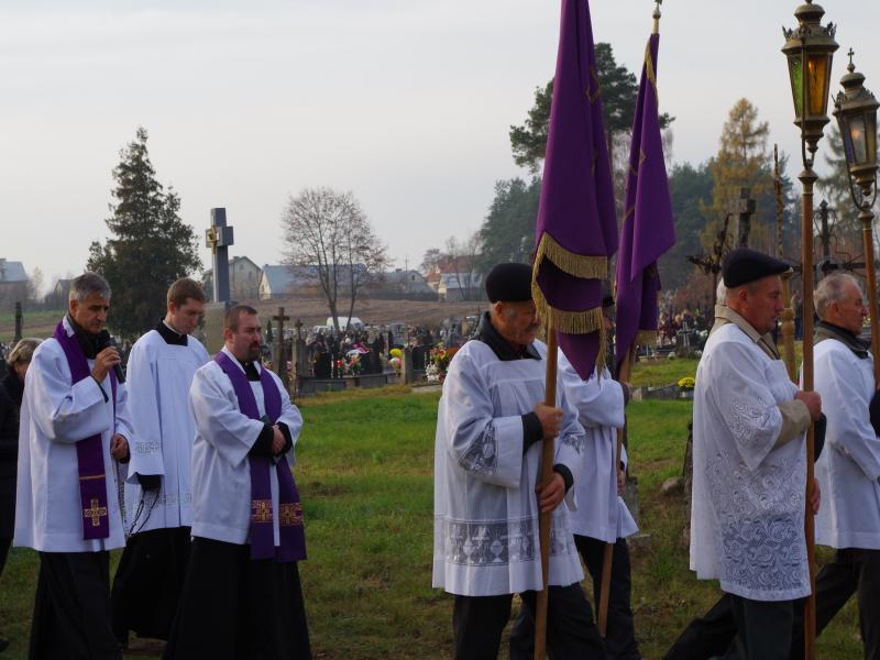 Uroczystość Wszystkich Świętych (2013-11-01) - dh. Krzysztof i min. Sebastian